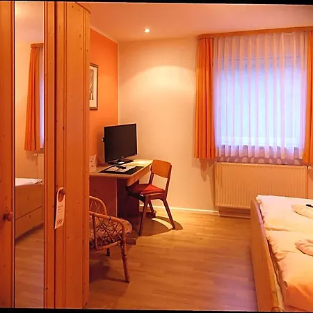فندق Gross Bultener Hof 3*